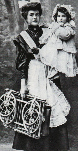 Складная коляска